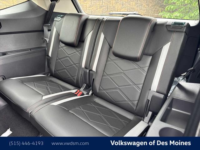 new 2025 Volkswagen Atlas car, priced at $47,998