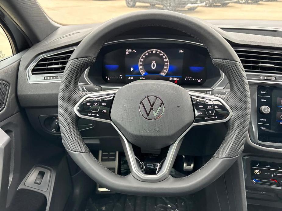 new 2024 Volkswagen Tiguan car, priced at $37,499