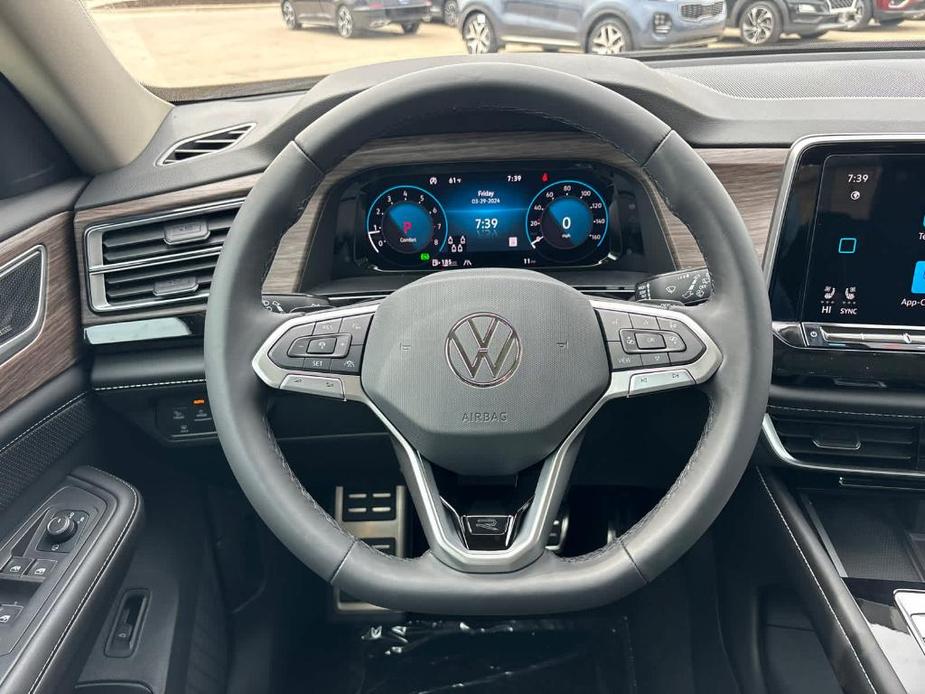 new 2024 Volkswagen Atlas car, priced at $55,499