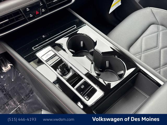 new 2025 Volkswagen Atlas car, priced at $47,998