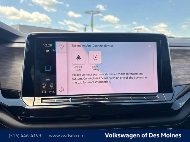 used 2024 Volkswagen Atlas car, priced at $42,698