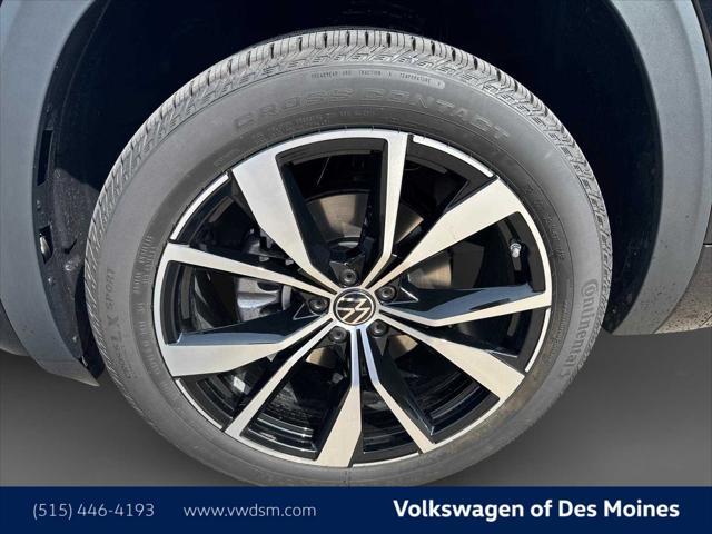new 2025 Volkswagen Atlas Cross Sport car, priced at $55,291