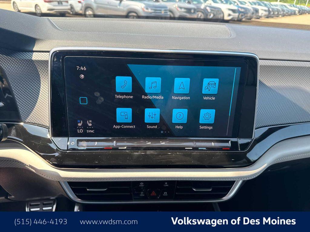 new 2025 Volkswagen Atlas Cross Sport car, priced at $53,998