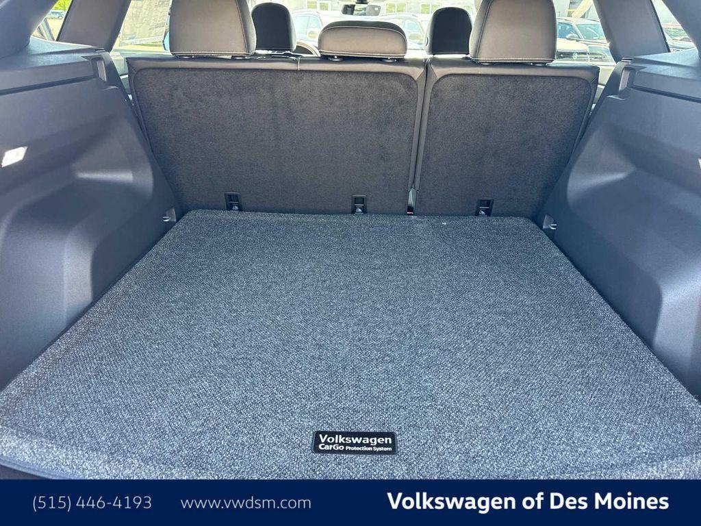 new 2026 Volkswagen Atlas Cross Sport car, priced at $45,604