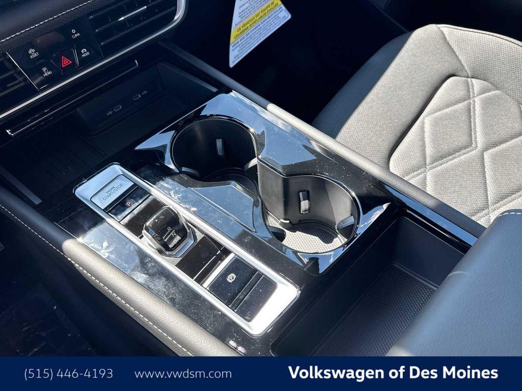 new 2026 Volkswagen Atlas Cross Sport car, priced at $45,604