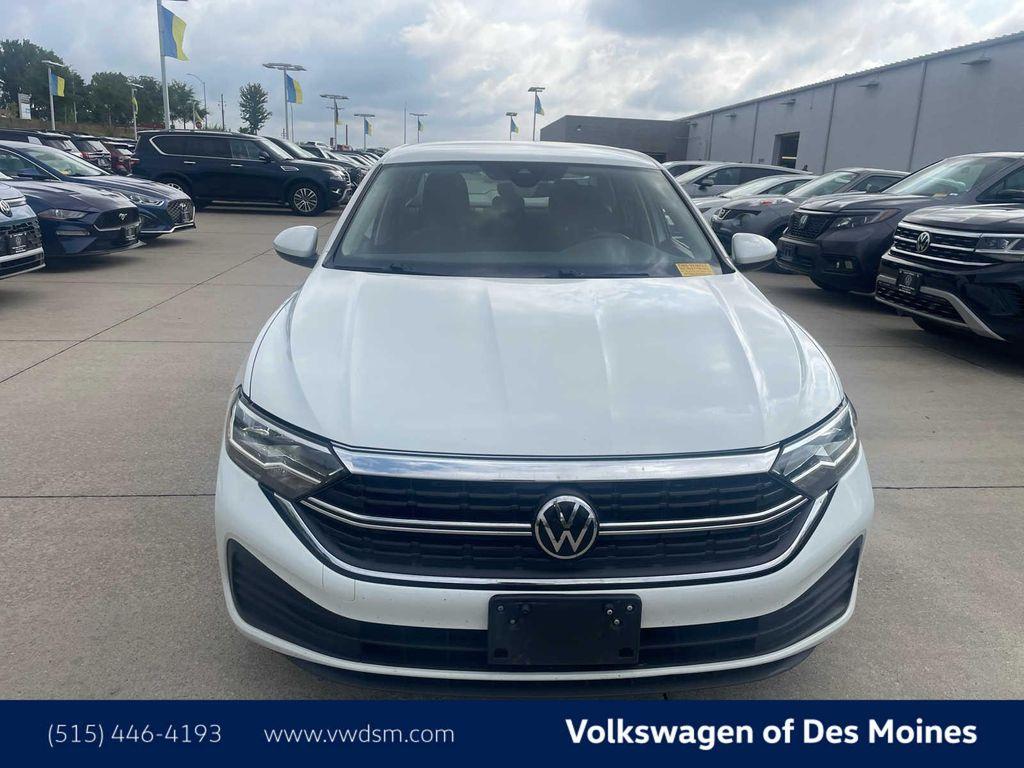 used 2024 Volkswagen Jetta car