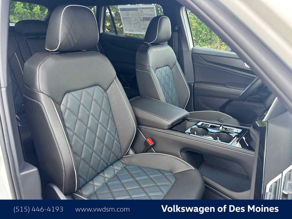 new 2025 Volkswagen Atlas Cross Sport car, priced at $55,301