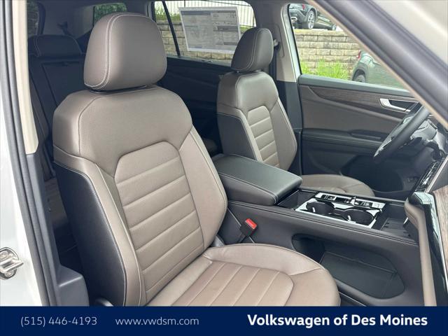 new 2025 Volkswagen Atlas car, priced at $50,998