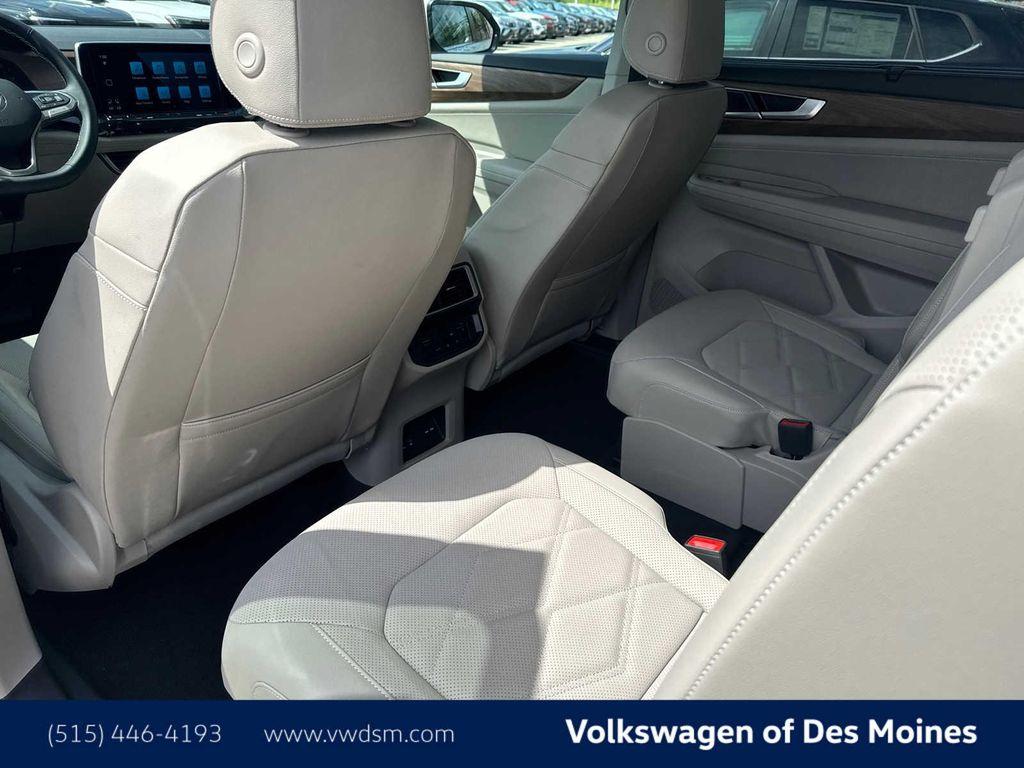 new 2026 Volkswagen Atlas car, priced at $49,999