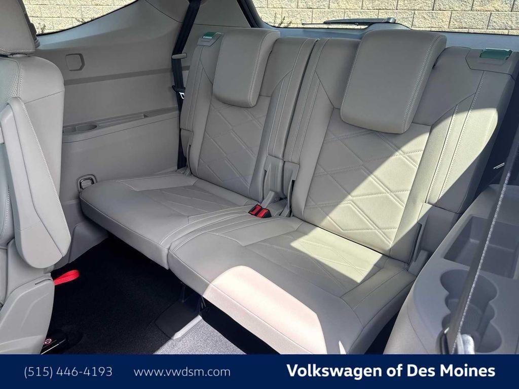 new 2026 Volkswagen Atlas car, priced at $47,045