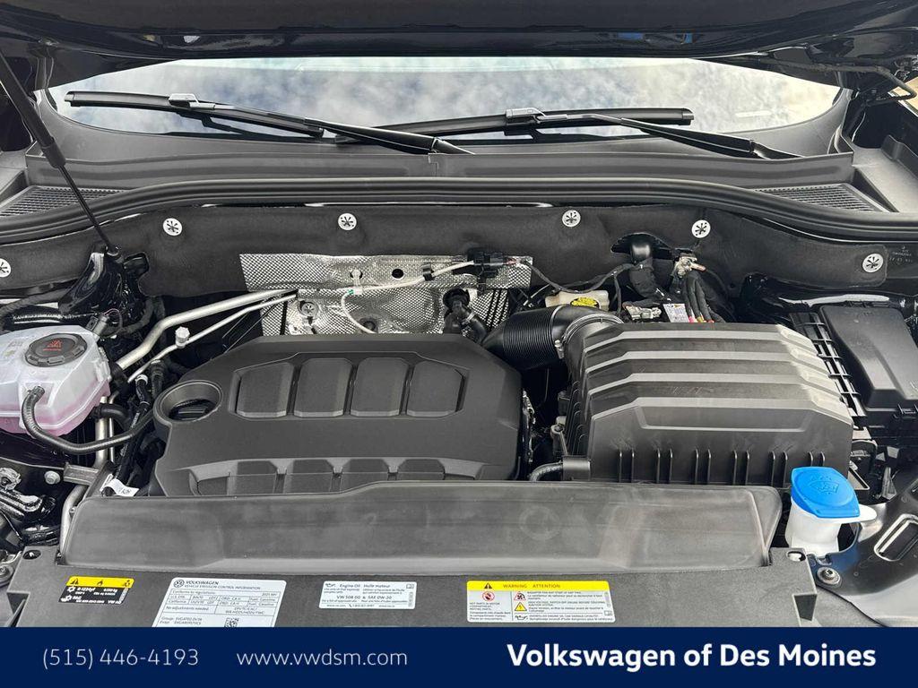 new 2025 Volkswagen Atlas Cross Sport car, priced at $39,998