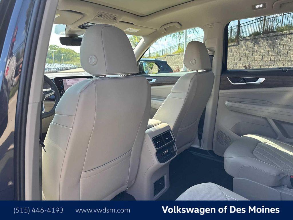new 2026 Volkswagen Atlas car, priced at $57,331