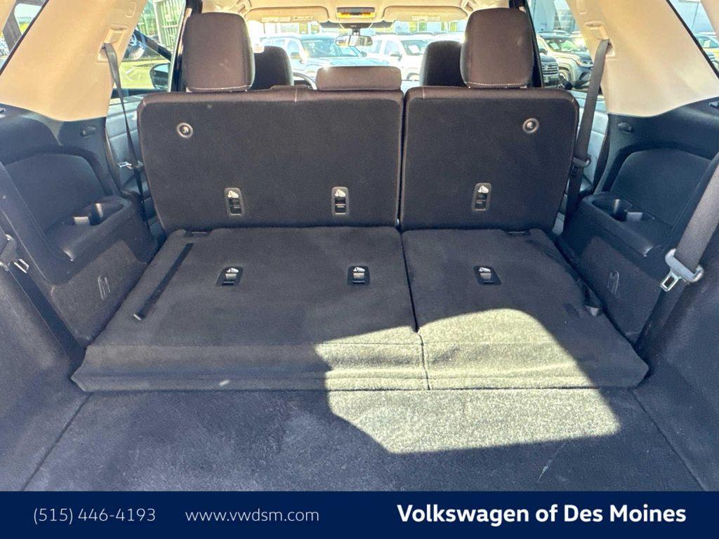 used 2025 Nissan Pathfinder car, priced at $32,504