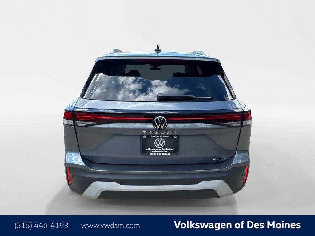 new 2025 Volkswagen Tiguan car, priced at $31,203