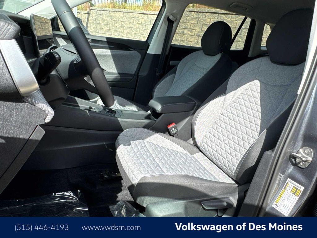 new 2025 Volkswagen Tiguan car, priced at $31,203