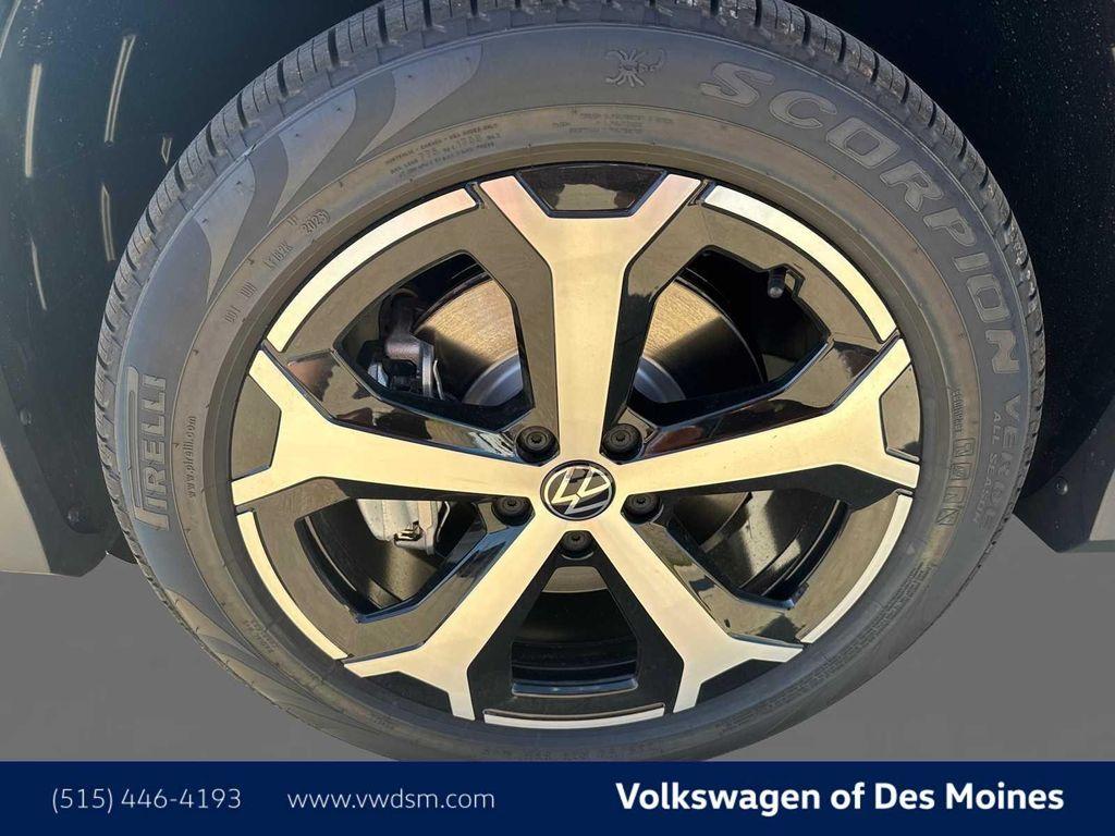 new 2025 Volkswagen Tiguan car, priced at $35,165