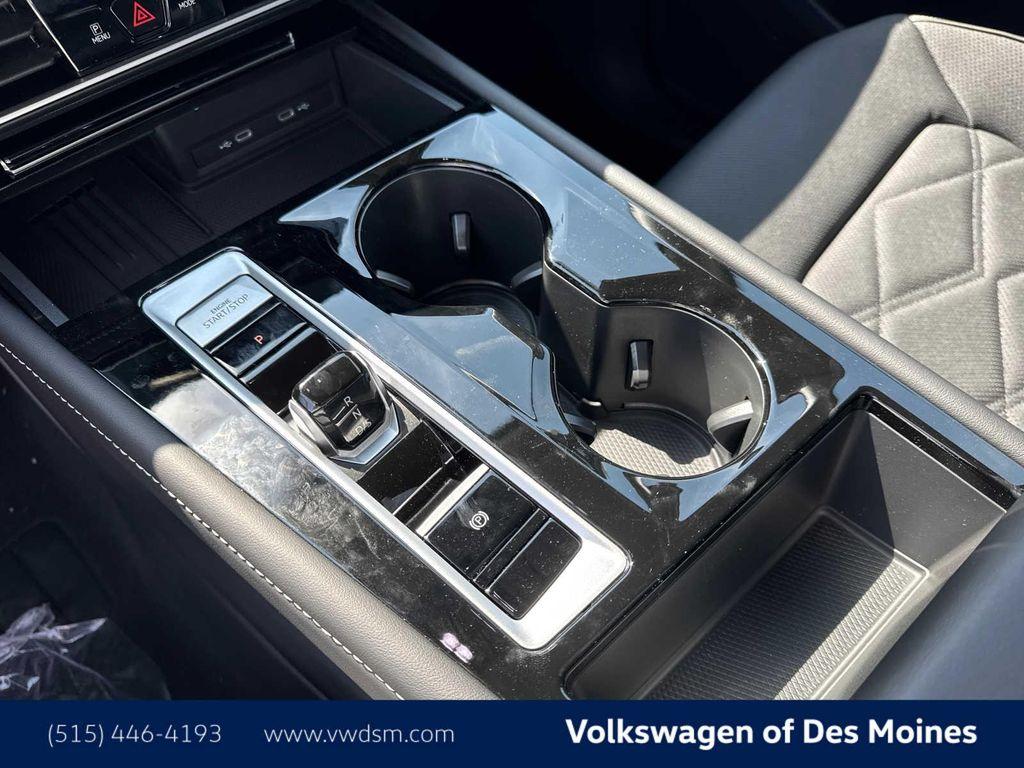 new 2025 Volkswagen Atlas car, priced at $45,998