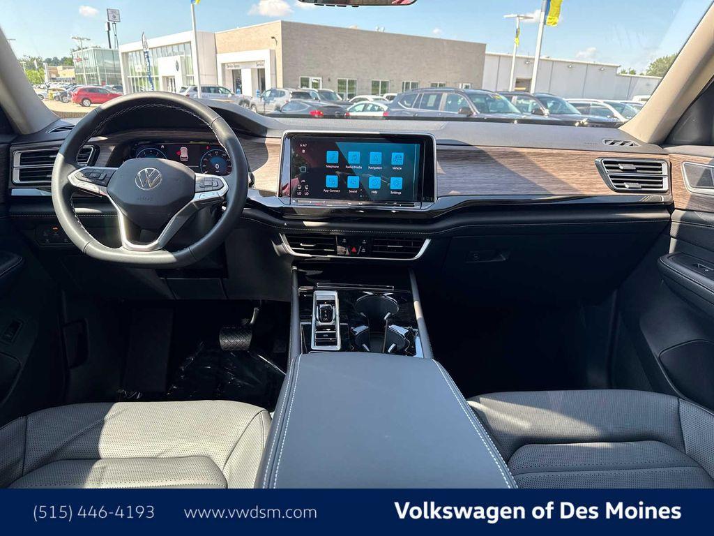 new 2025 Volkswagen Atlas car, priced at $50,498