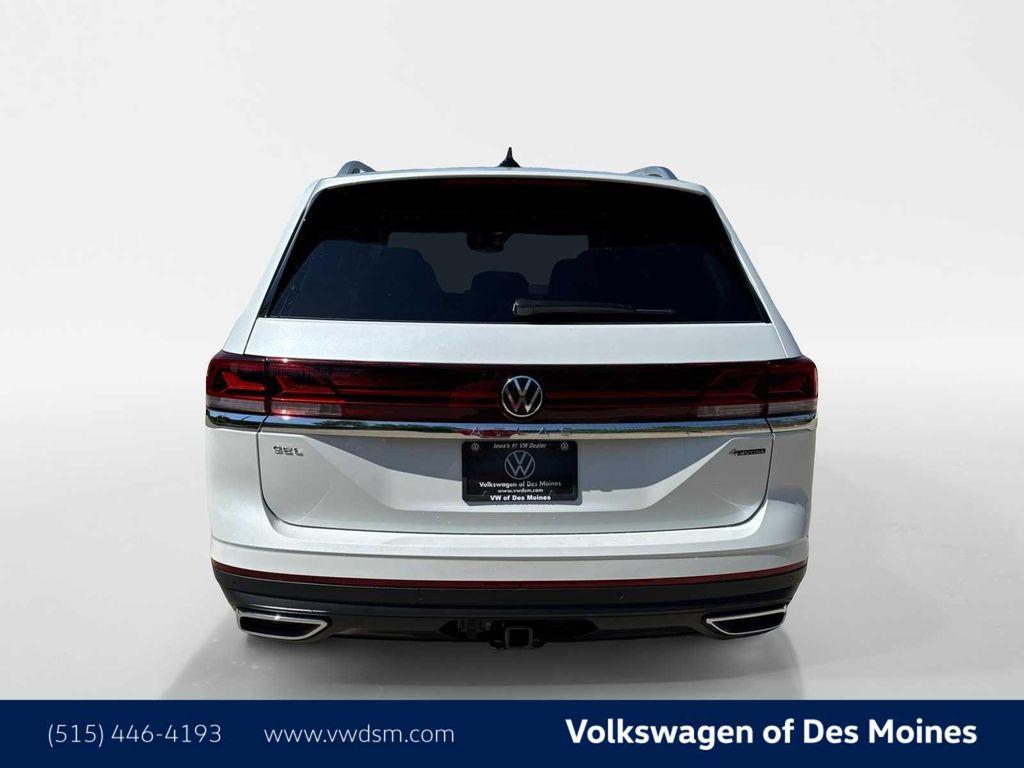 new 2025 Volkswagen Atlas car, priced at $50,498
