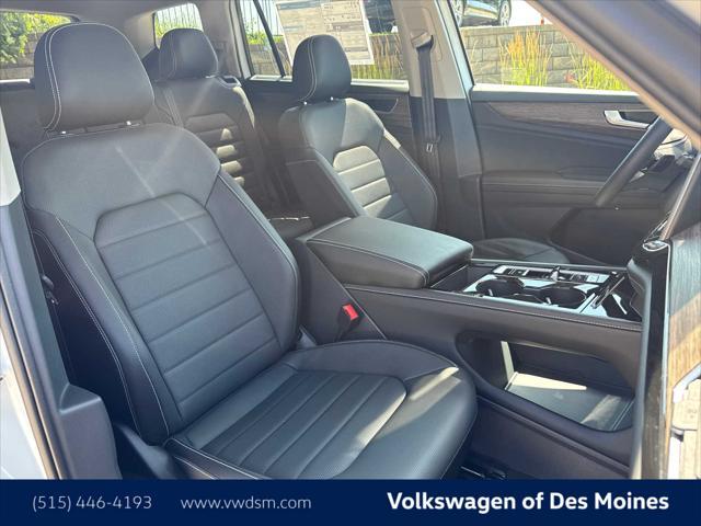 new 2025 Volkswagen Atlas car, priced at $49,998