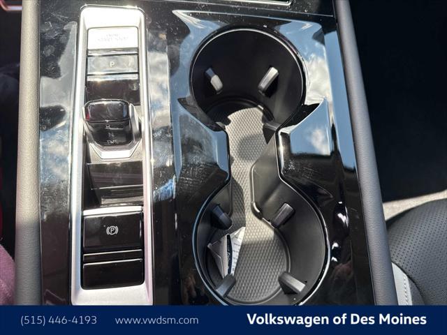 new 2025 Volkswagen Atlas car, priced at $46,998