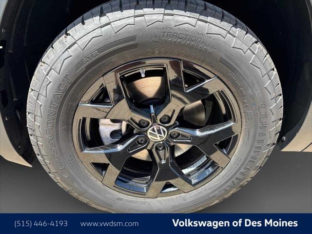 new 2025 Volkswagen Atlas car, priced at $46,998