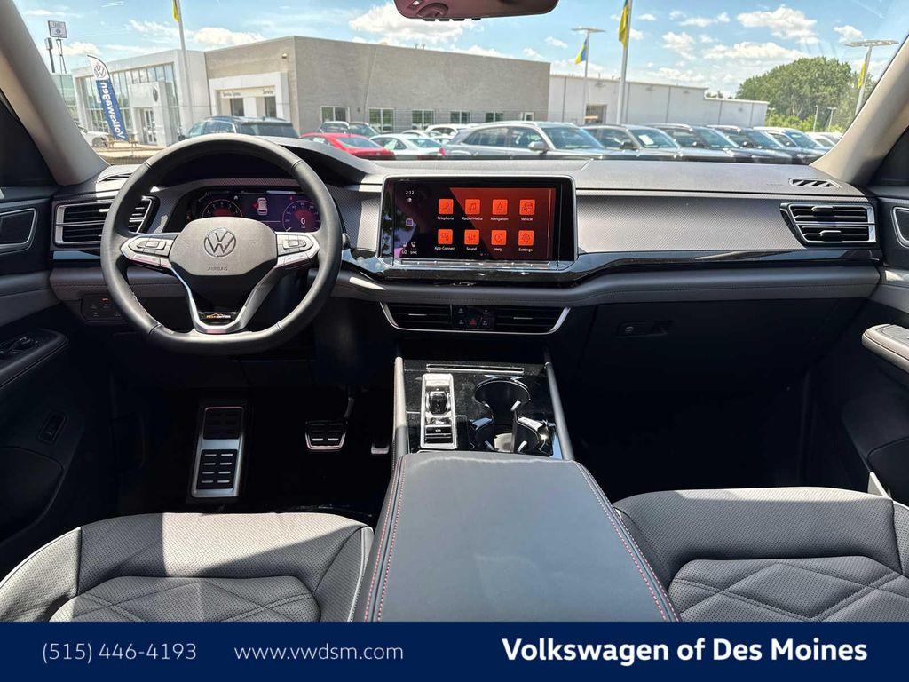new 2025 Volkswagen Atlas car, priced at $47,998