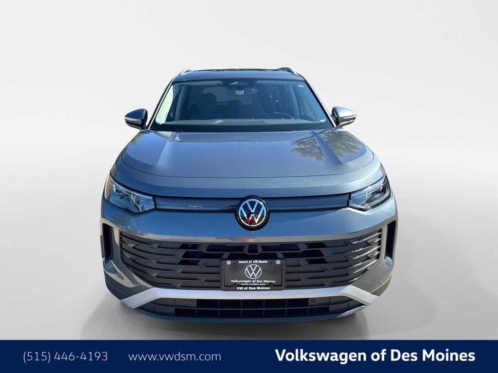 new 2025 Volkswagen Tiguan car, priced at $38,176