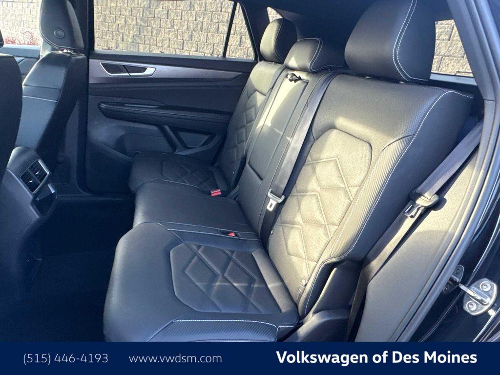 new 2026 Volkswagen Atlas Cross Sport car, priced at $40,268