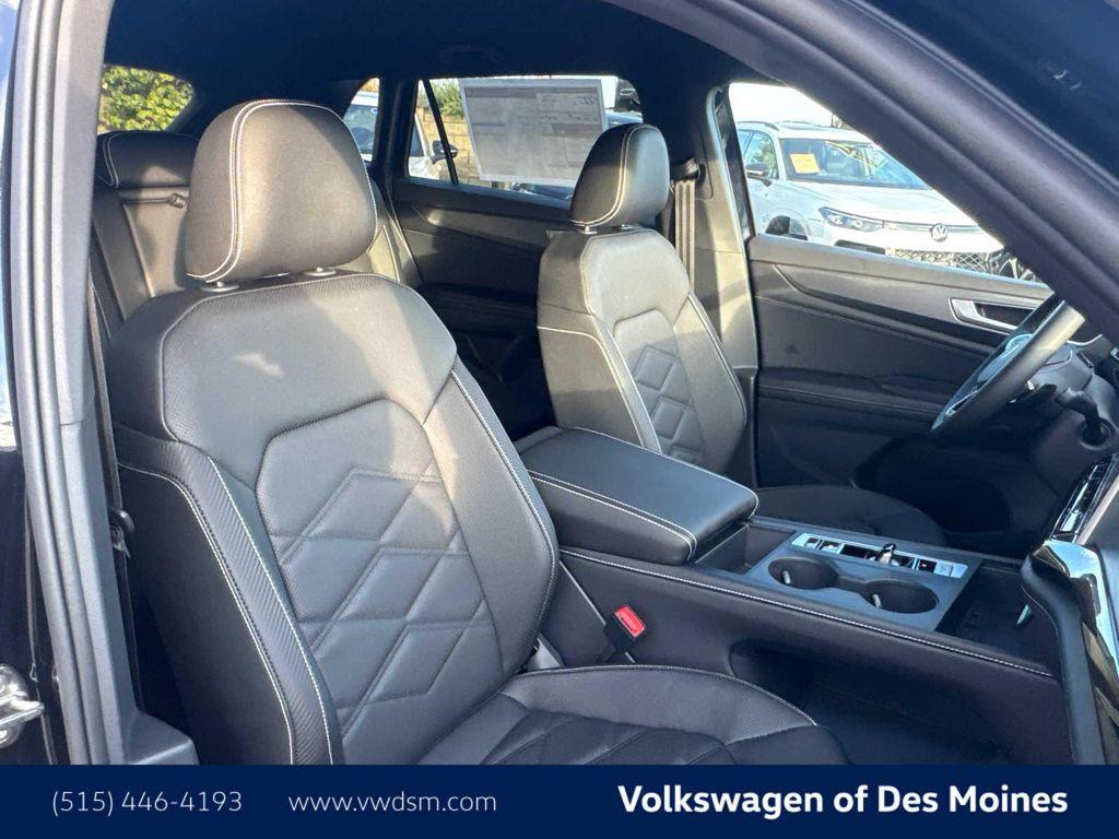 new 2026 Volkswagen Atlas Cross Sport car, priced at $40,268