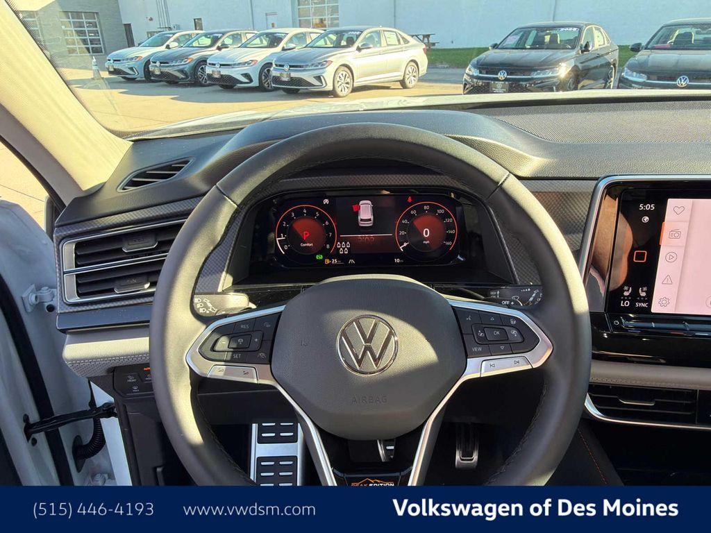 new 2026 Volkswagen Atlas car, priced at $47,764