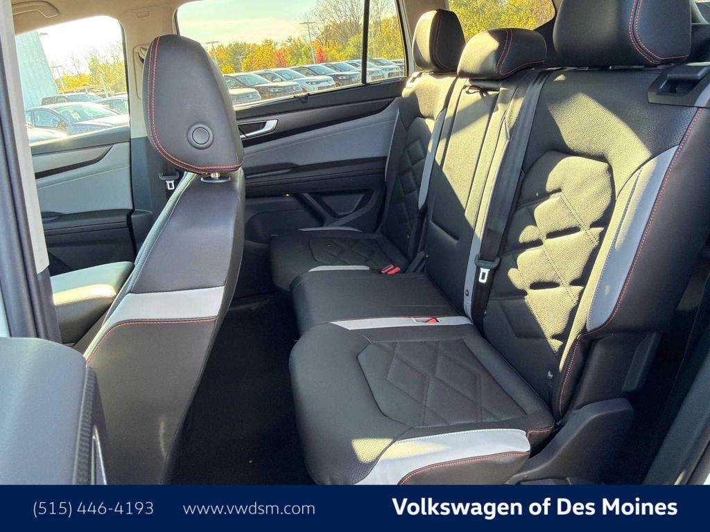 new 2026 Volkswagen Atlas car, priced at $47,764