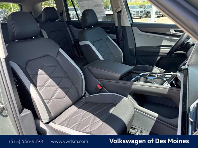new 2025 Volkswagen Atlas car, priced at $48,998