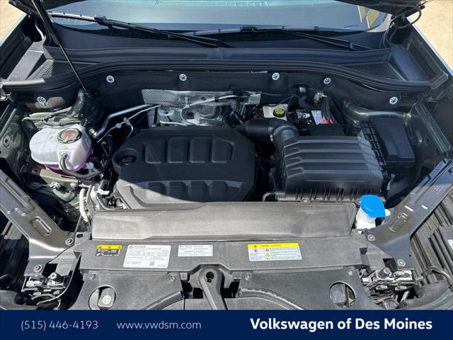 new 2025 Volkswagen Atlas car, priced at $48,998