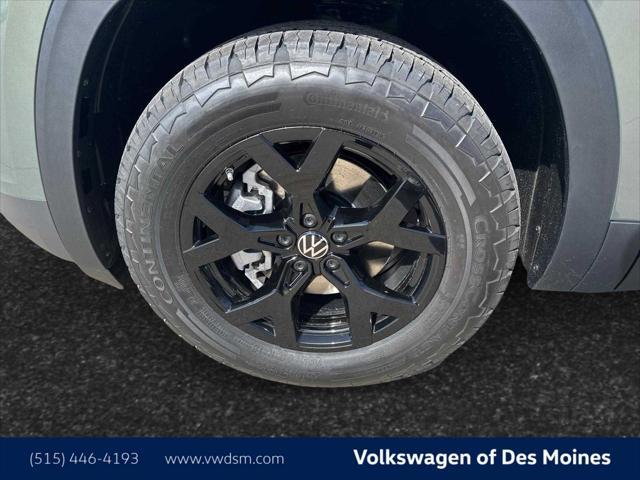 new 2025 Volkswagen Atlas car, priced at $47,498