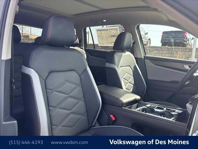 new 2025 Volkswagen Atlas car, priced at $47,498