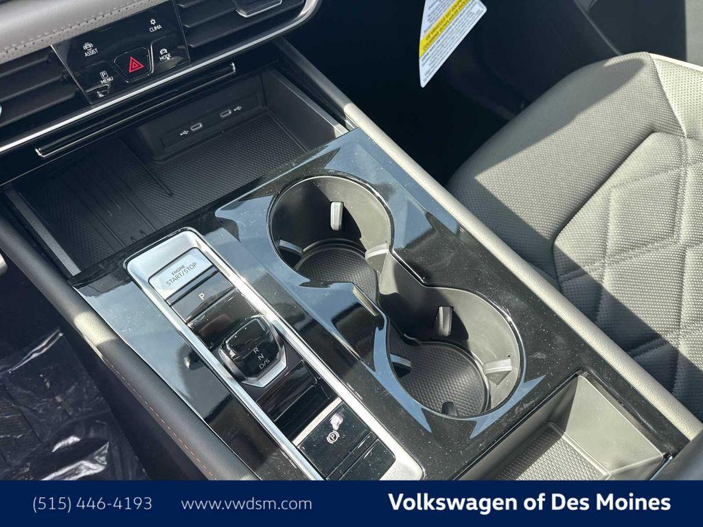 new 2025 Volkswagen Atlas car, priced at $47,498