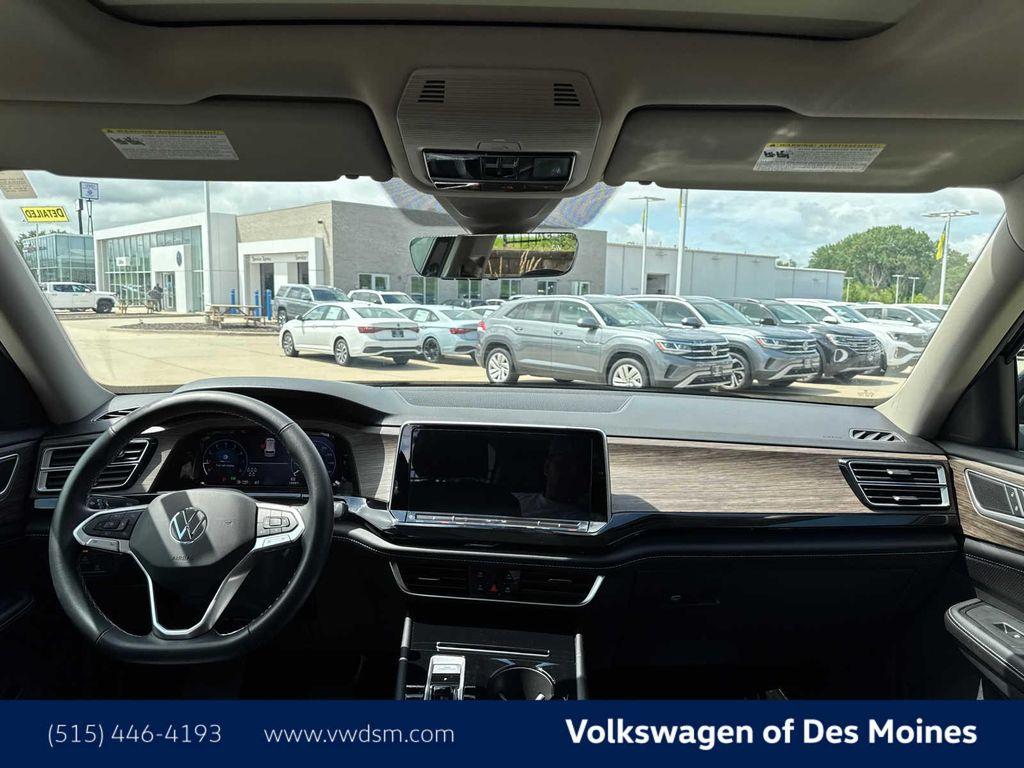used 2024 Volkswagen Atlas car, priced at $37,697