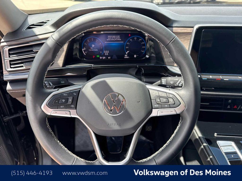 used 2024 Volkswagen Atlas car, priced at $37,697