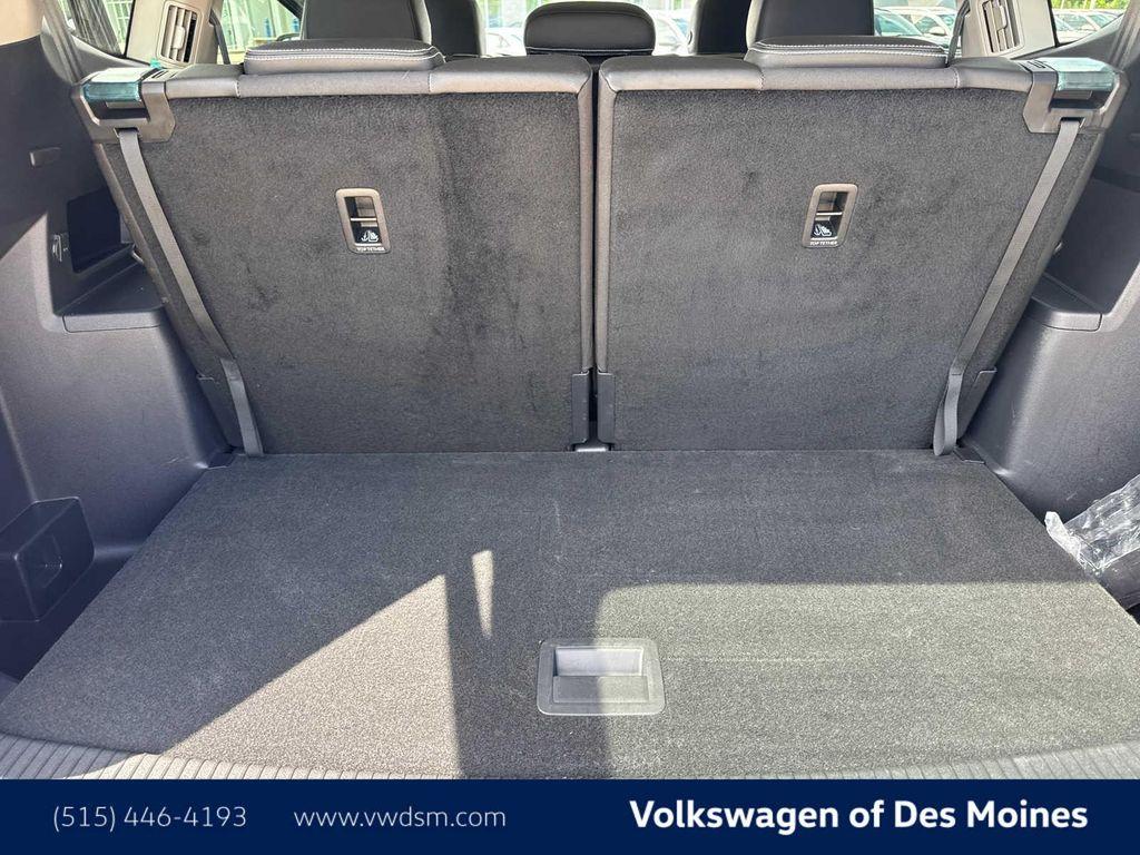 used 2024 Volkswagen Atlas car, priced at $37,697