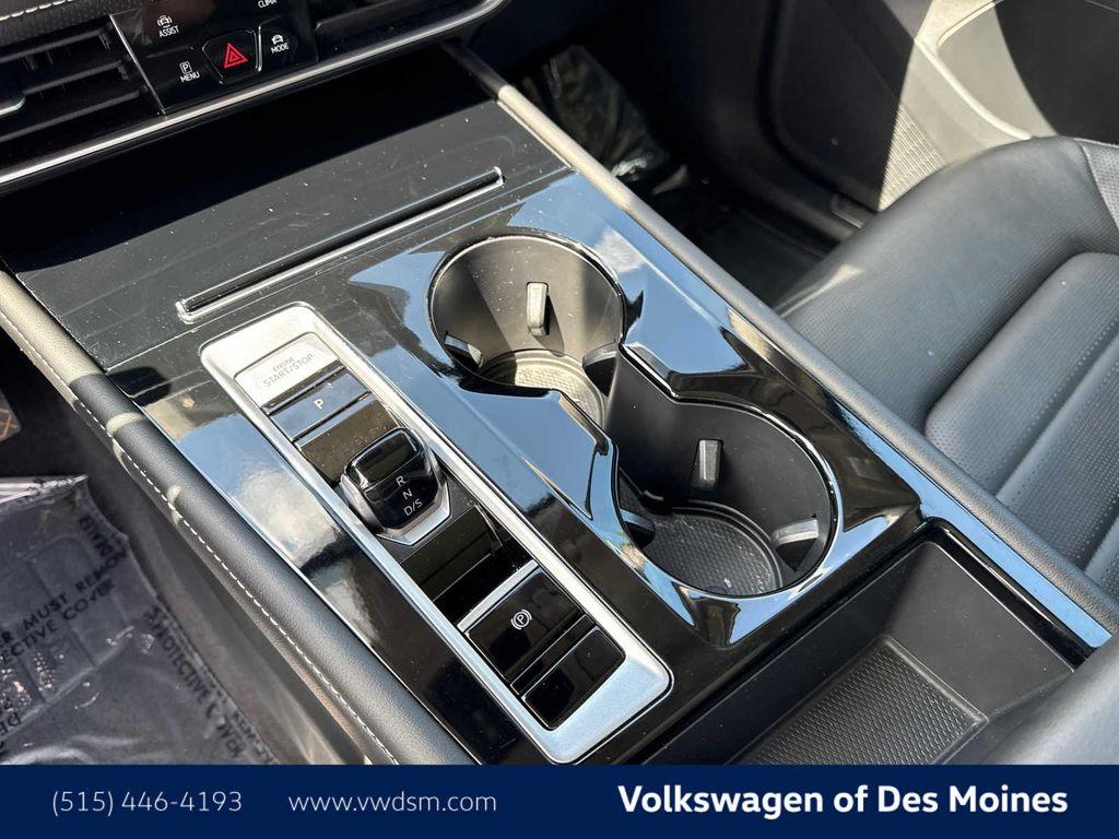 used 2024 Volkswagen Atlas car, priced at $37,697