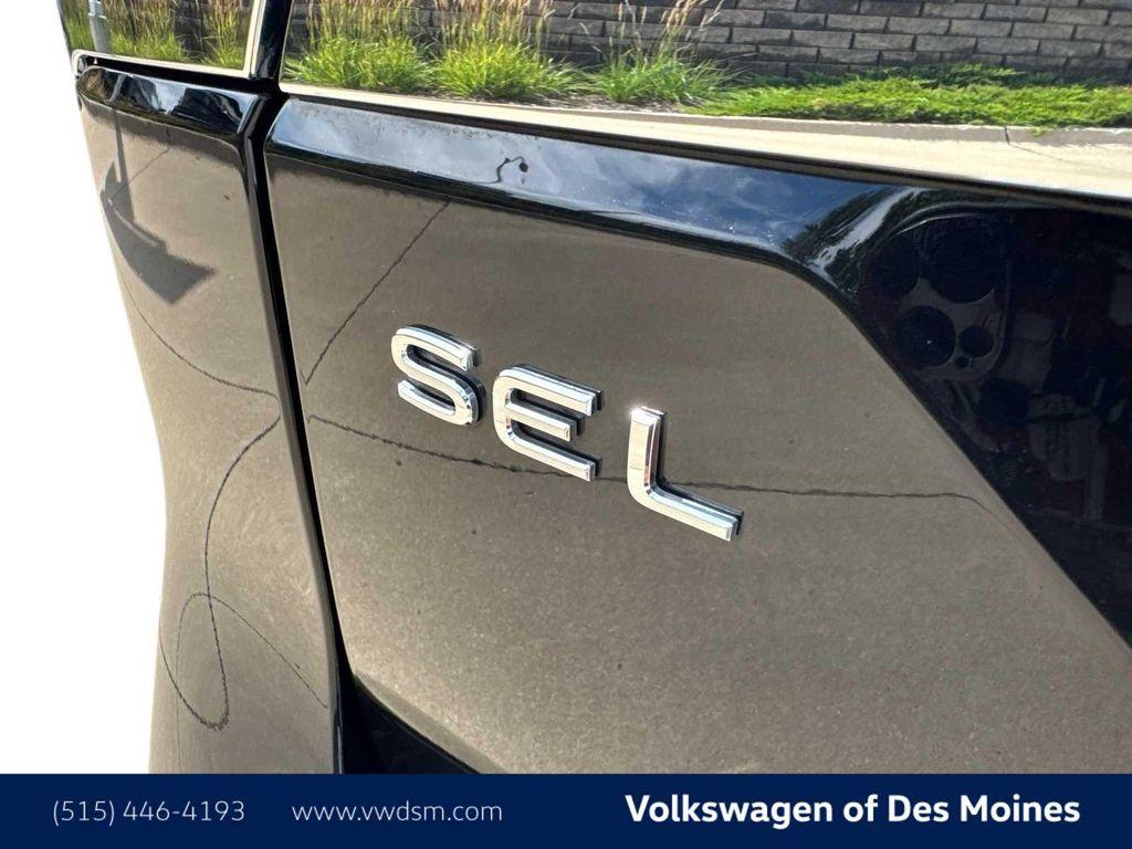 used 2024 Volkswagen Atlas car, priced at $37,697