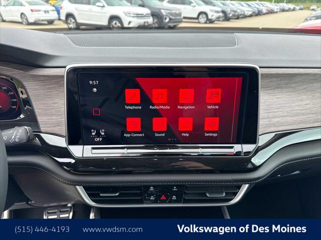 new 2025 Volkswagen Atlas car, priced at $54,998