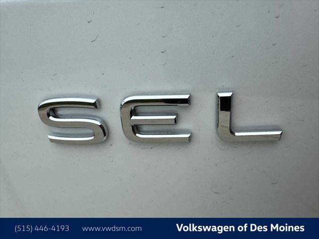 new 2025 Volkswagen Atlas car, priced at $54,998