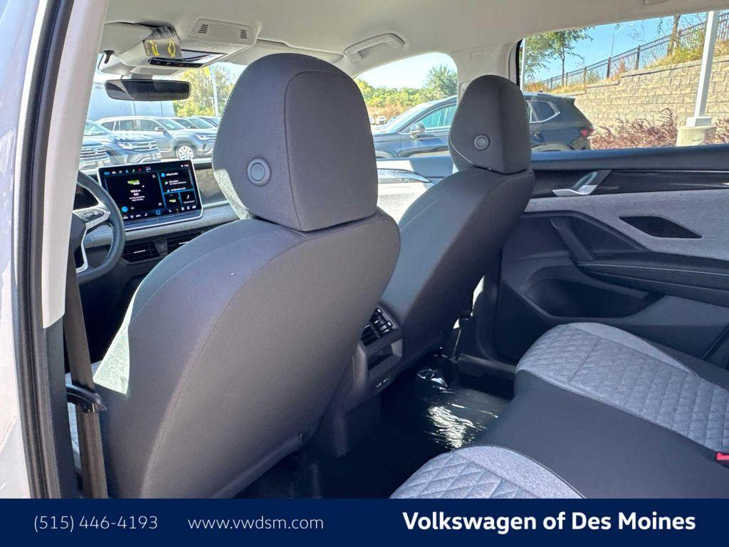 new 2025 Volkswagen Tiguan car, priced at $32,703