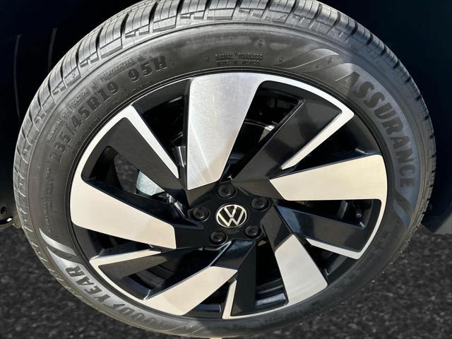 new 2024 Volkswagen Taos car, priced at $35,498