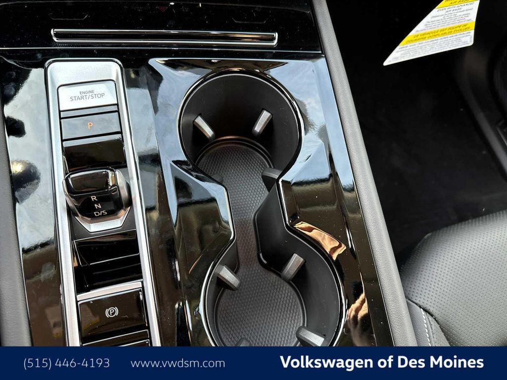 new 2025 Volkswagen Atlas car, priced at $46,498