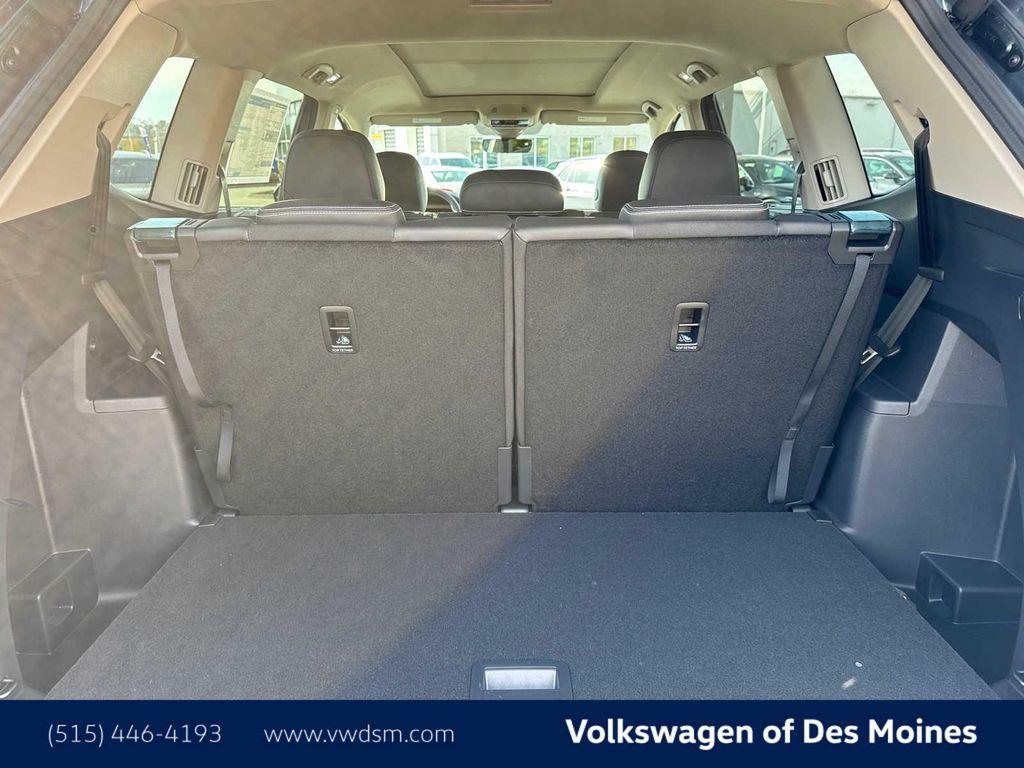 new 2025 Volkswagen Atlas car, priced at $46,498