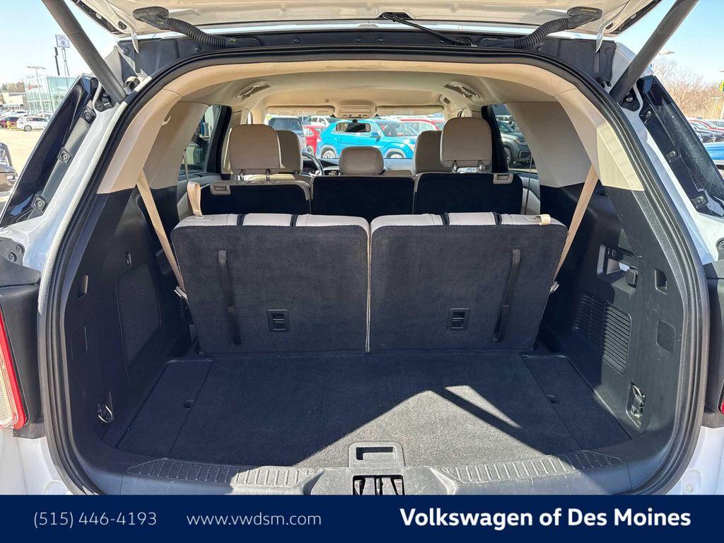 used 2023 Ford Explorer car, priced at $28,998