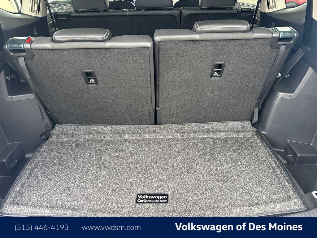 new 2025 Volkswagen Atlas car, priced at $46,009